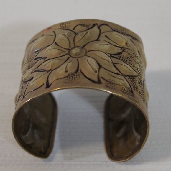 Unknown Jewelry - Poinsettia Copper Cuff Bracelet